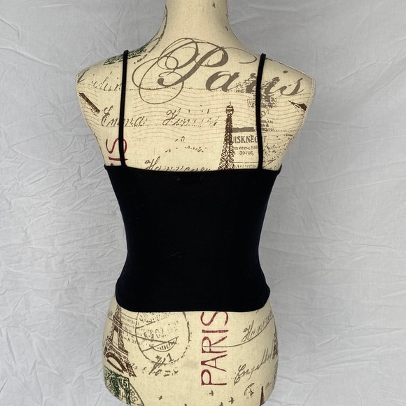 Black and red tank top - Picture 2 of 2